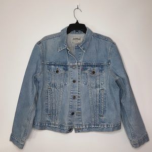 Levi’s Jean Jacket Light Wash Size Medium